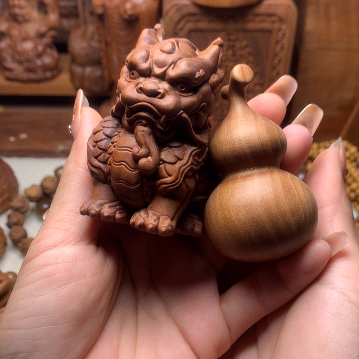 檀香木其他无***声老山檀香手把件