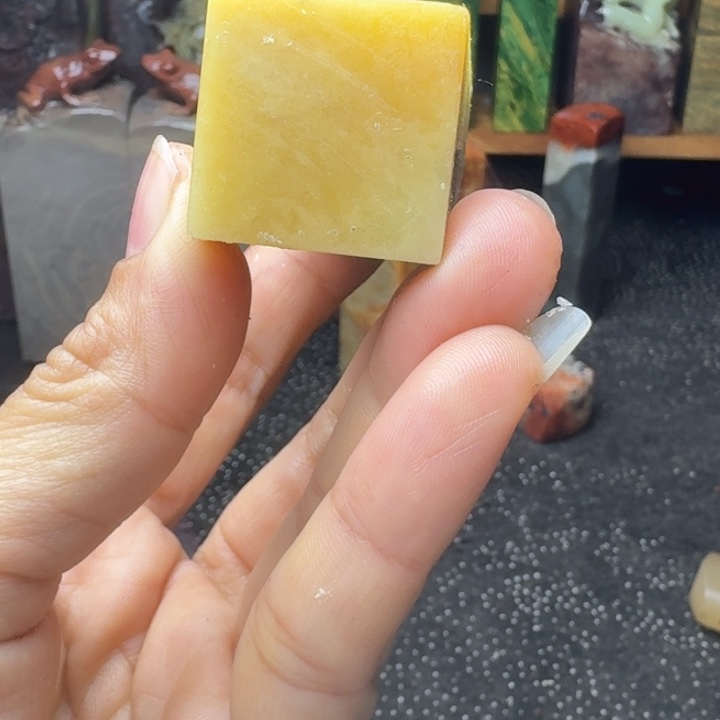 胖***子老挝石青田老封门冻