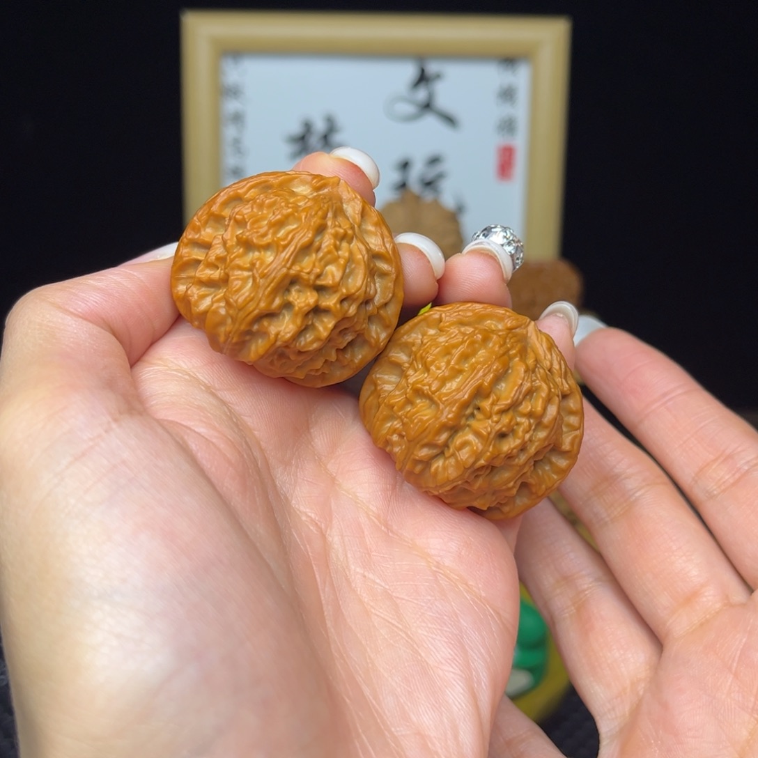 文玩核桃吊坠三角白37➕全打底