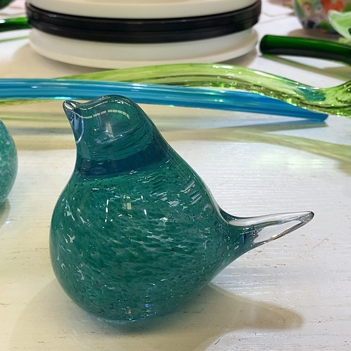 小鸟高9厘米宽9厘米