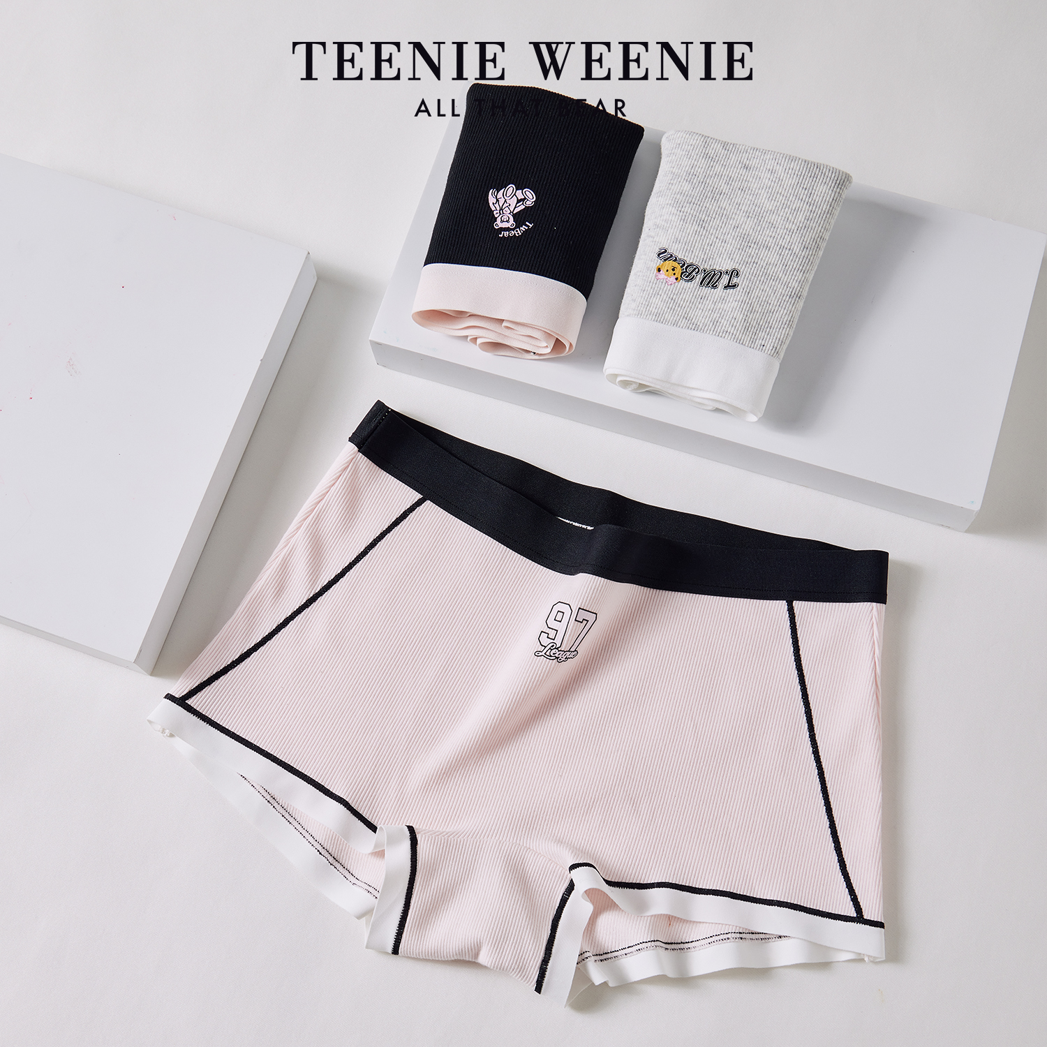 Teenie Weenie小熊平角内裤女2025新款纯棉10A抑菌中腰四角短裤