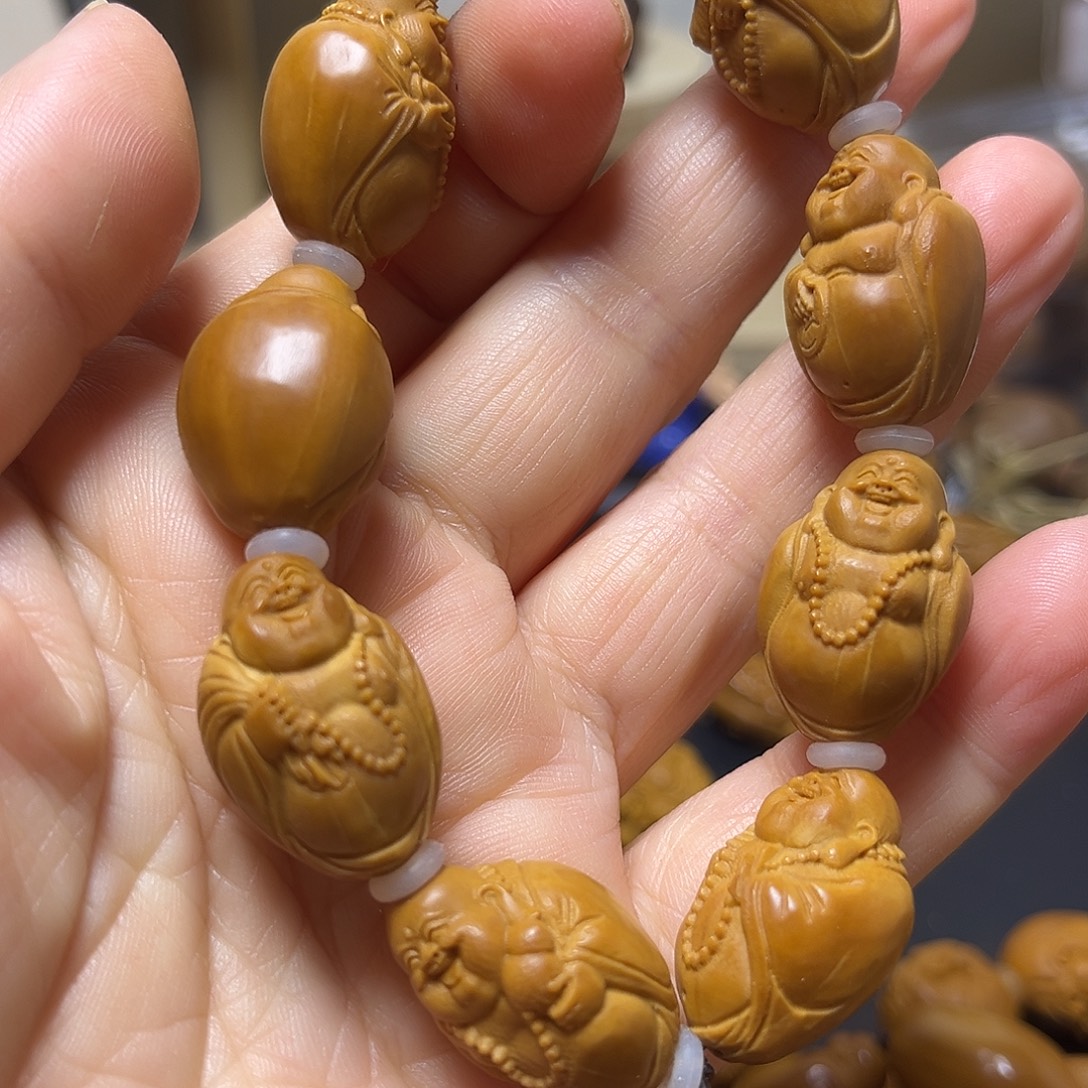 吊坠橄榄核，测得的哦