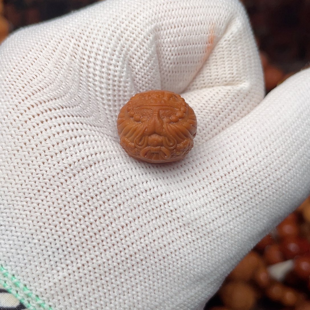 喜****吊坠猴头核桃蟾仙手串