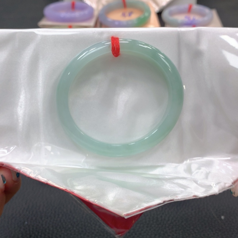 【闪购商品】翡翠手镯未镶嵌翡翠