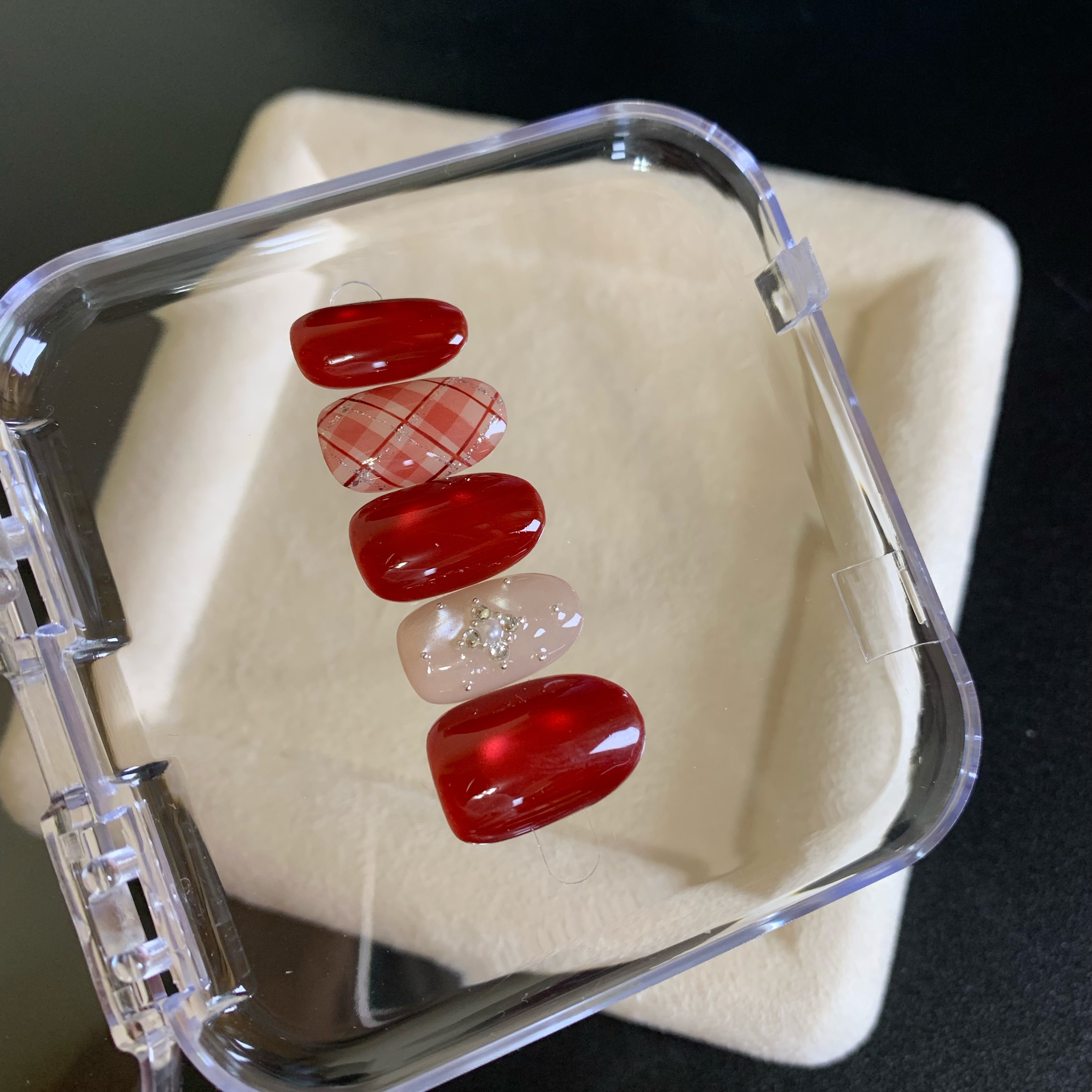 预售 楼兰 钢珠拼钻格纹猫眼纯手工穿戴甲美甲日常显白甲片