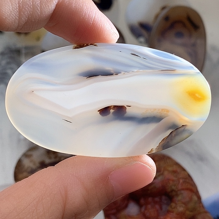 玛瑙/玉髓颈饰未镶嵌