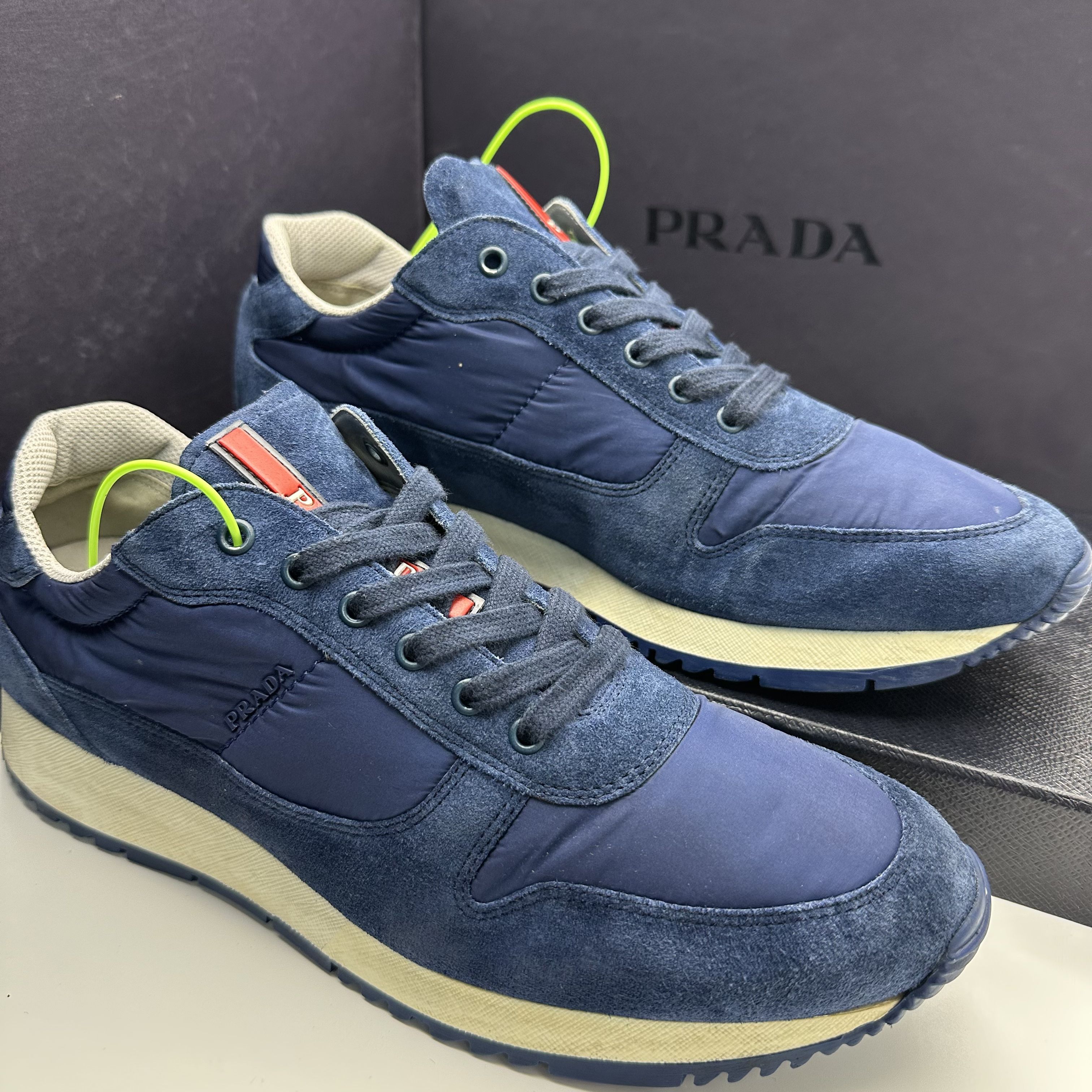95新 Prada/普拉达 40欧码/经典麂皮拼接蓝色运动鞋