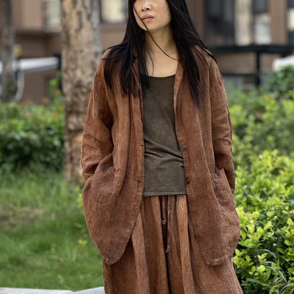 手工制作植物染色亚麻西服