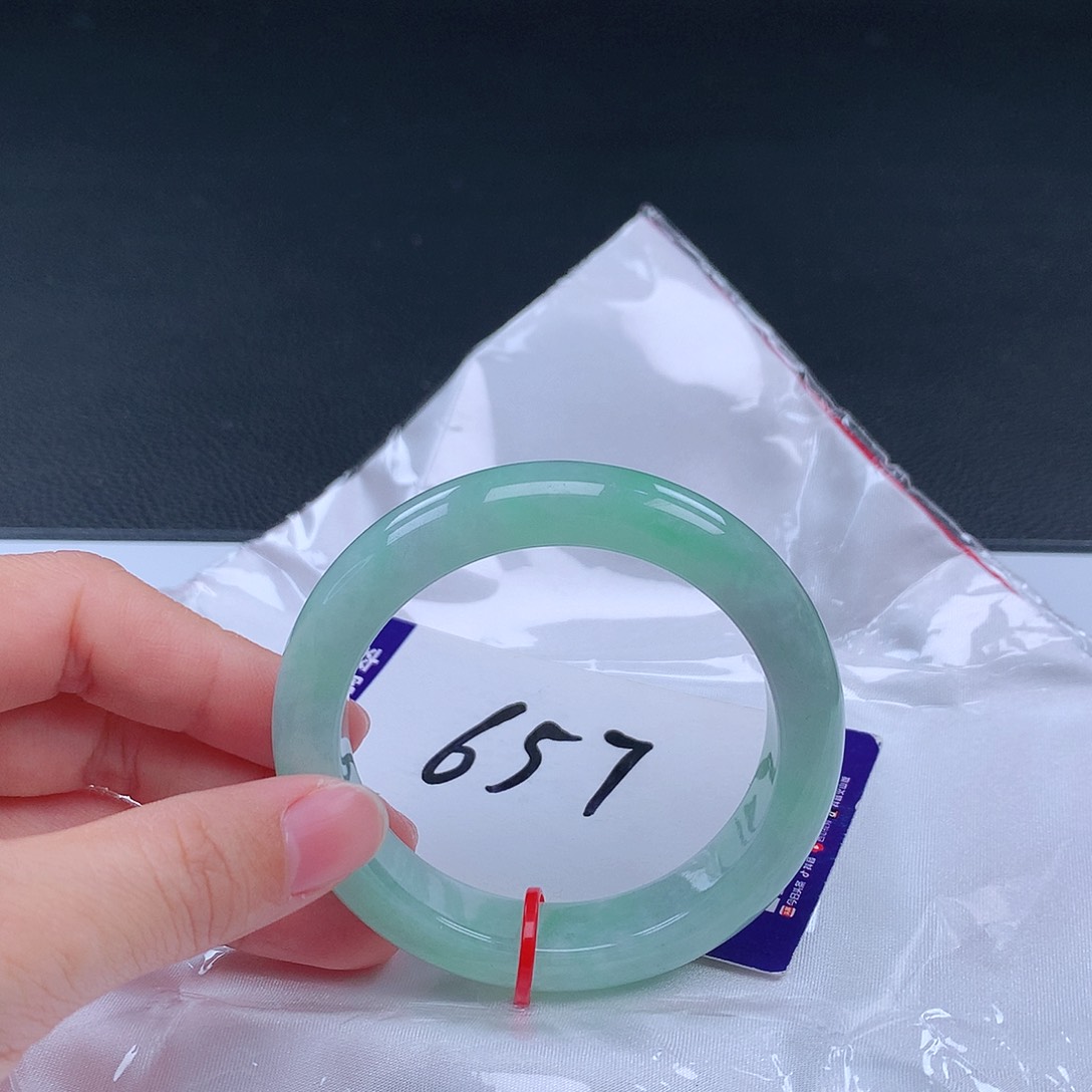 翡翠手镯未镶嵌手镯001775