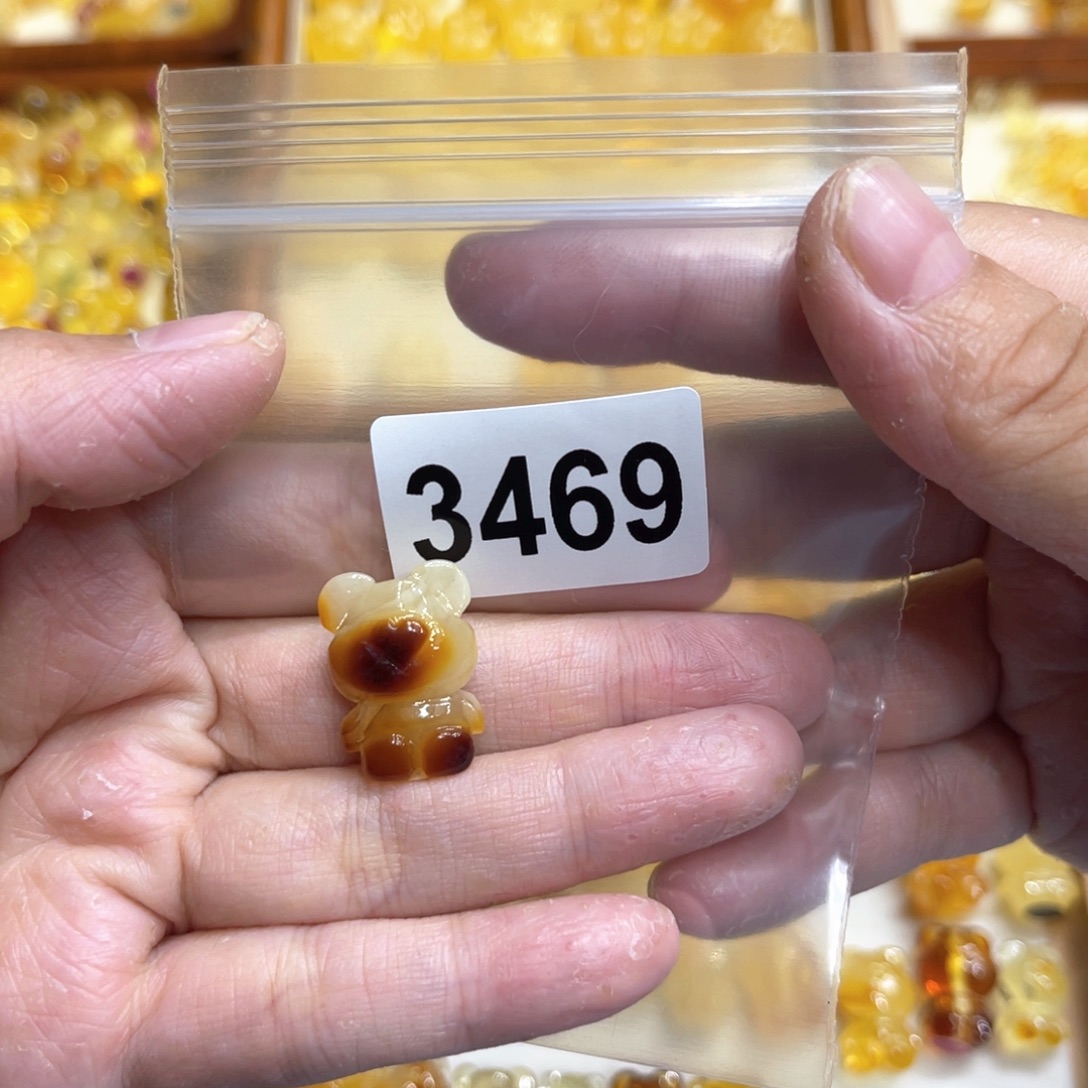琥珀颈饰未镶嵌蜜蜡