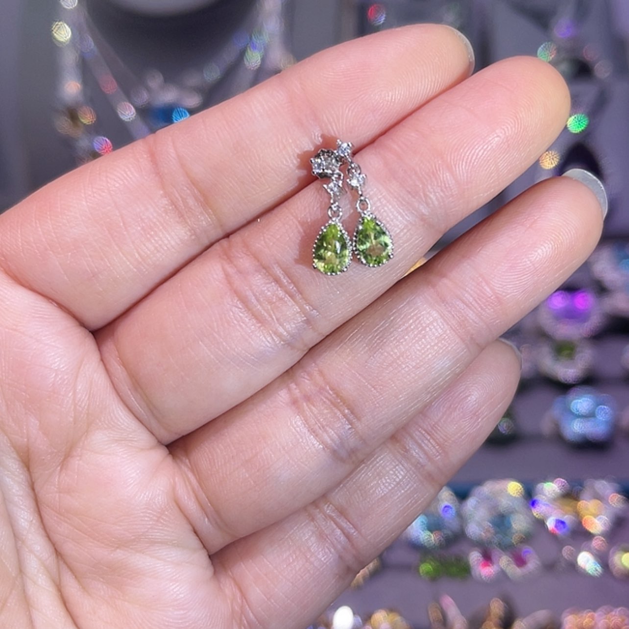 【闪购商品】橄榄石耳饰银S925镶嵌