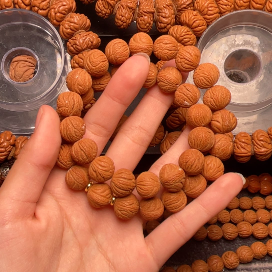 桃核吊坠秦岭核桃甲骨文