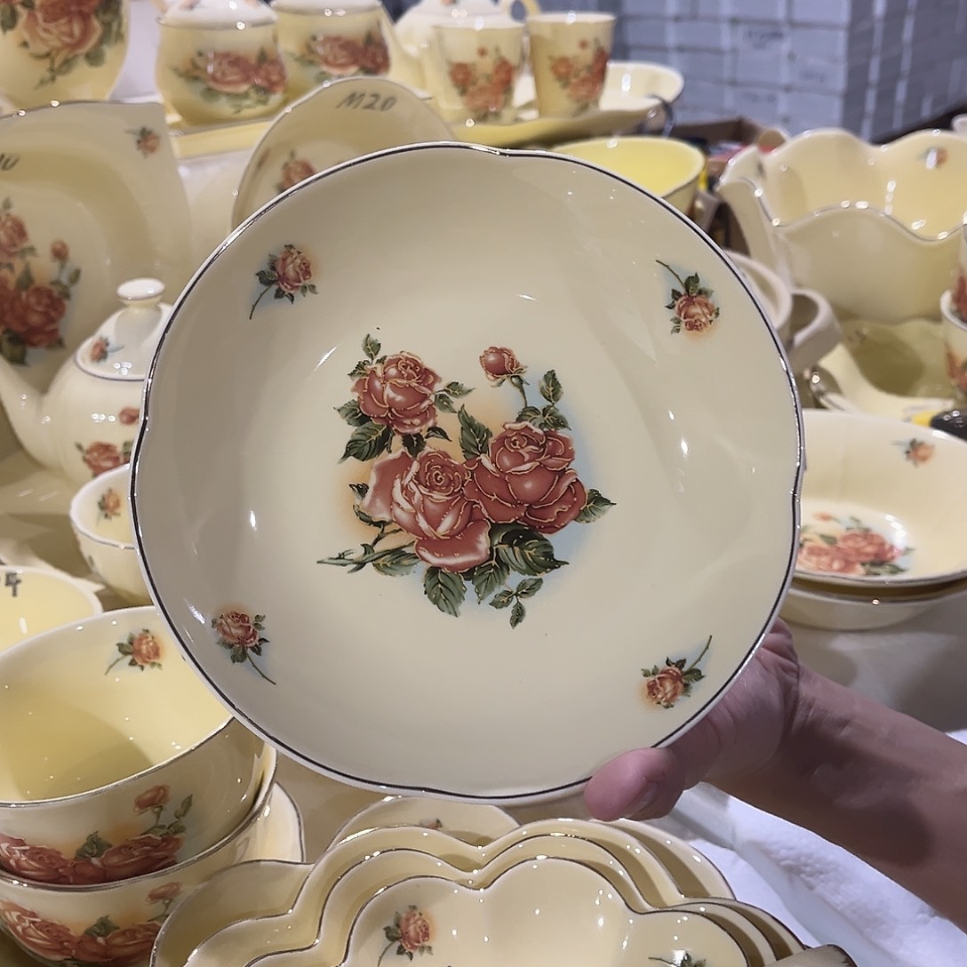 星博汇陶瓷有限公司2个