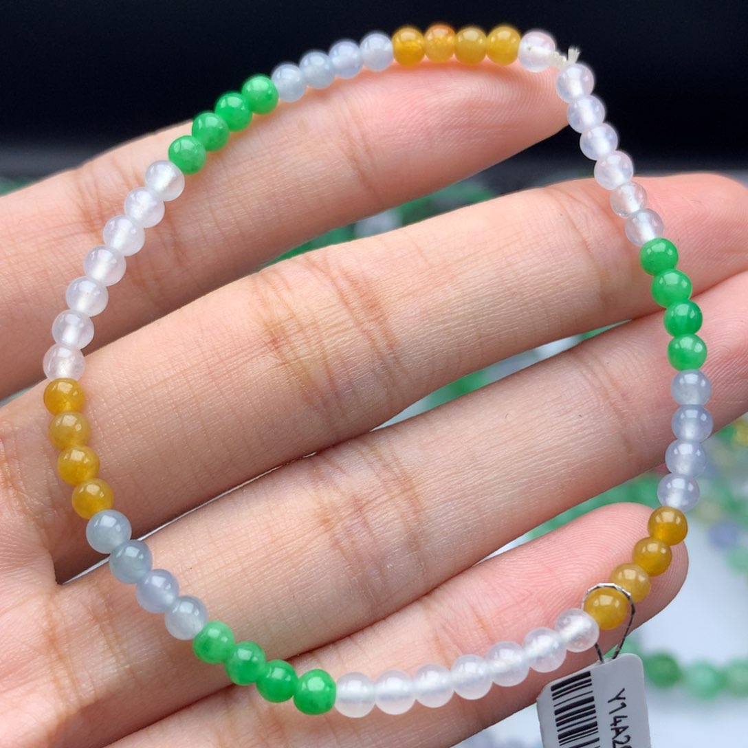 翡翠手链未镶嵌卡