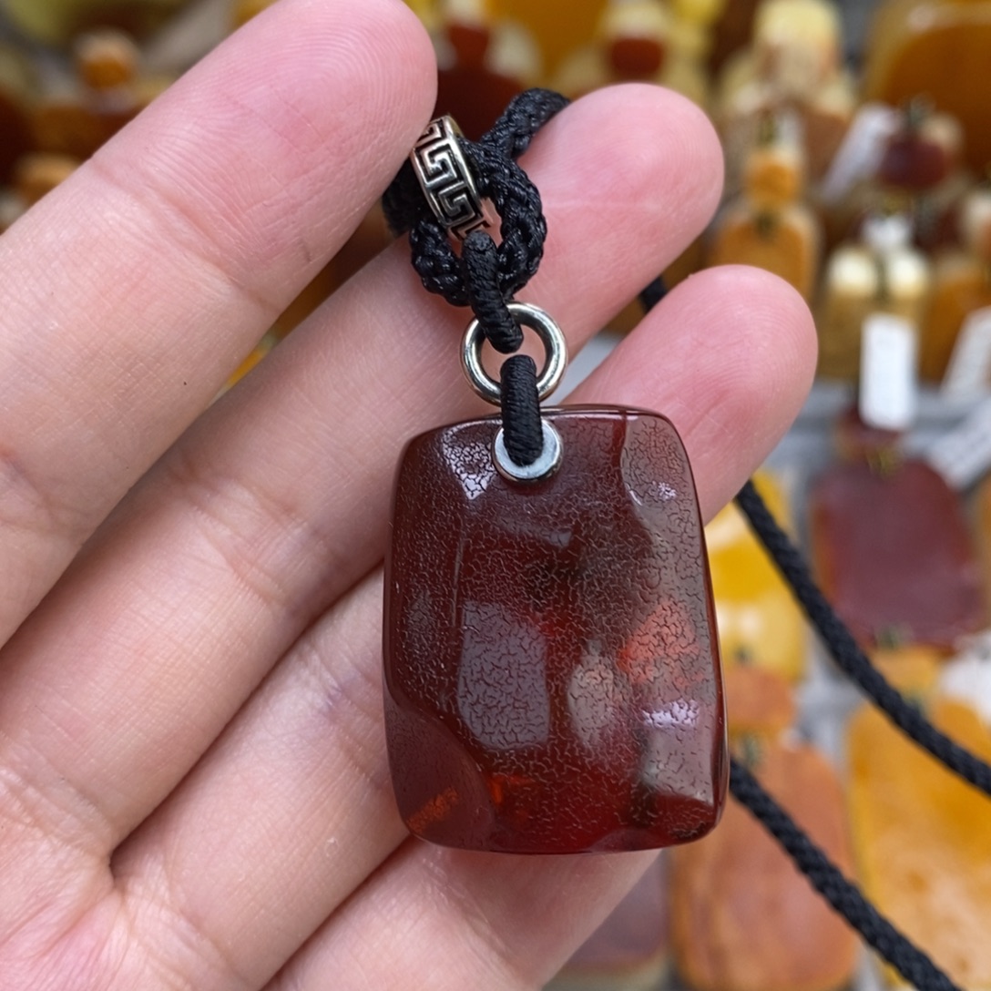 蜜蜡未镶嵌珠宝奇石