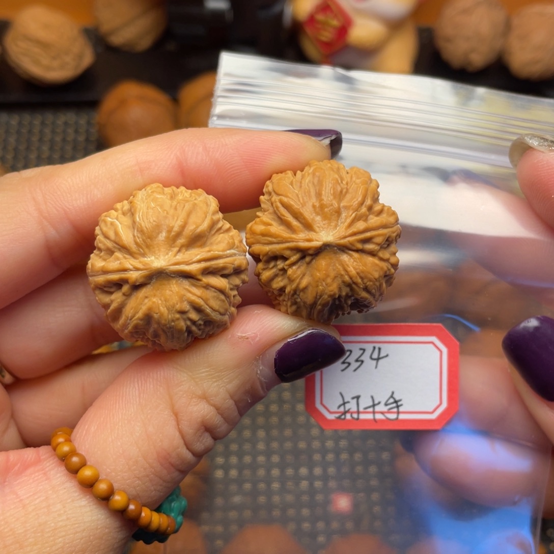 3***筒吊坠文玩核桃27尺全品蝴蝶磨盘