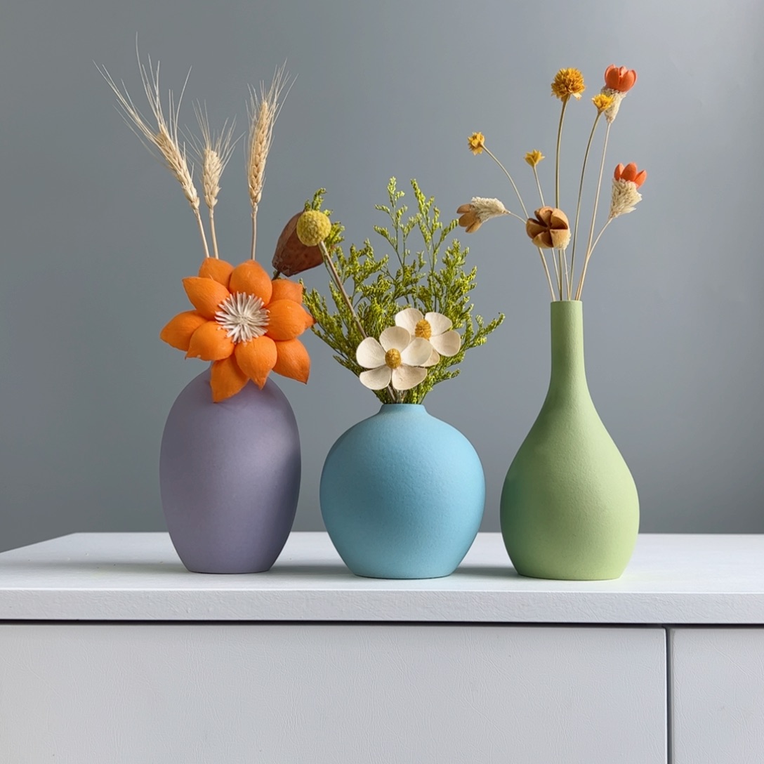 摆件陶瓷小花瓶摆件含花总高约20-30cm