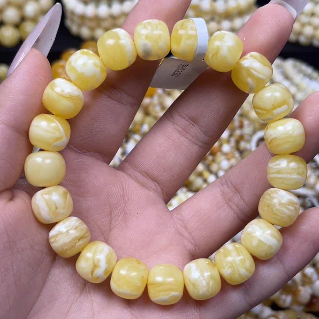 蜜蜡未镶嵌珠宝奇石11m