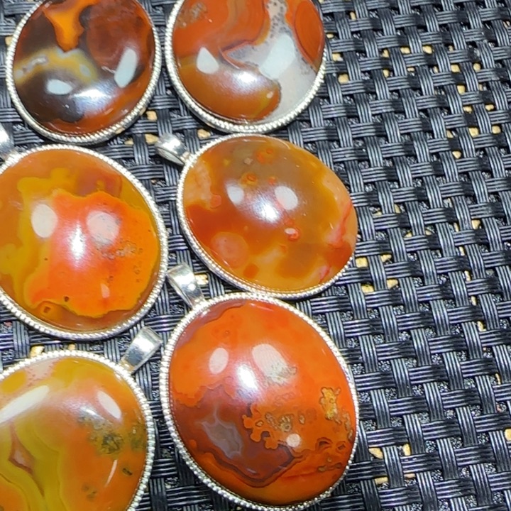 蓝***）玛瑙/玉髓未镶嵌吊坠