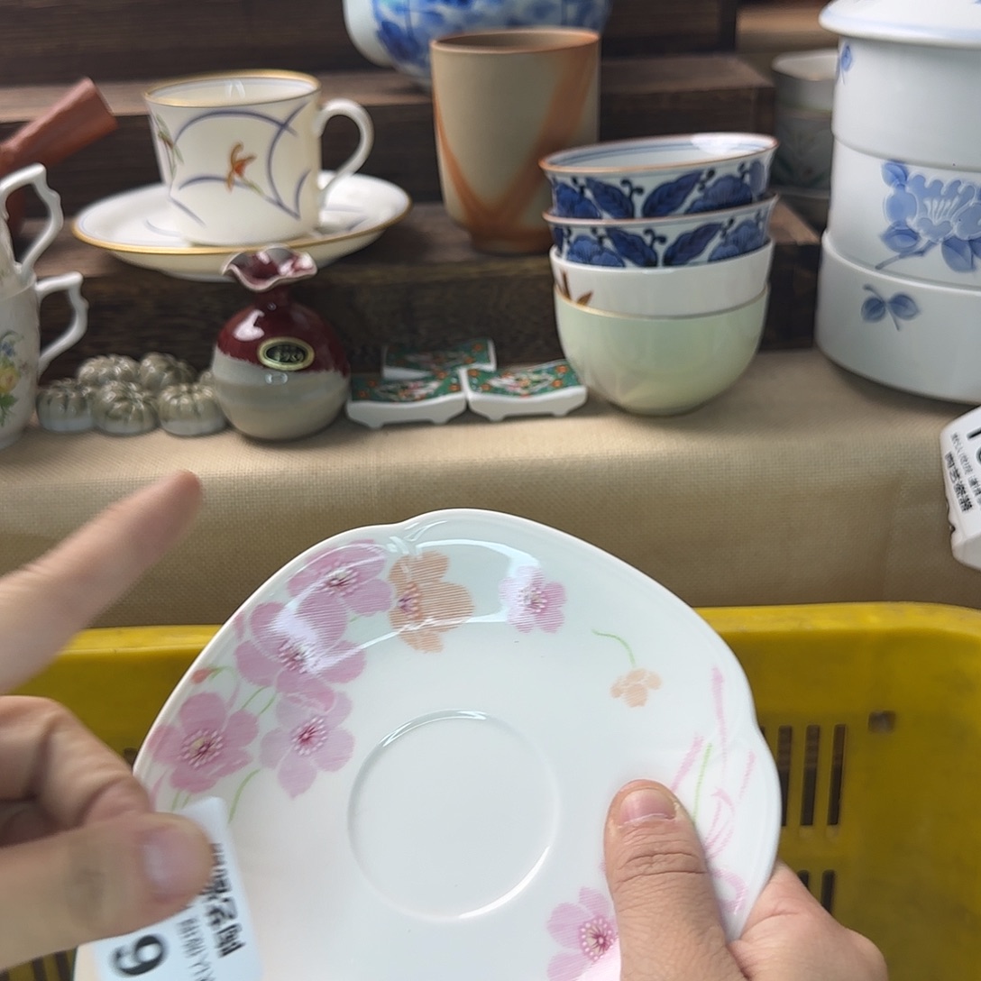 V***瓷片600 回流日瓷全场满18米包邮