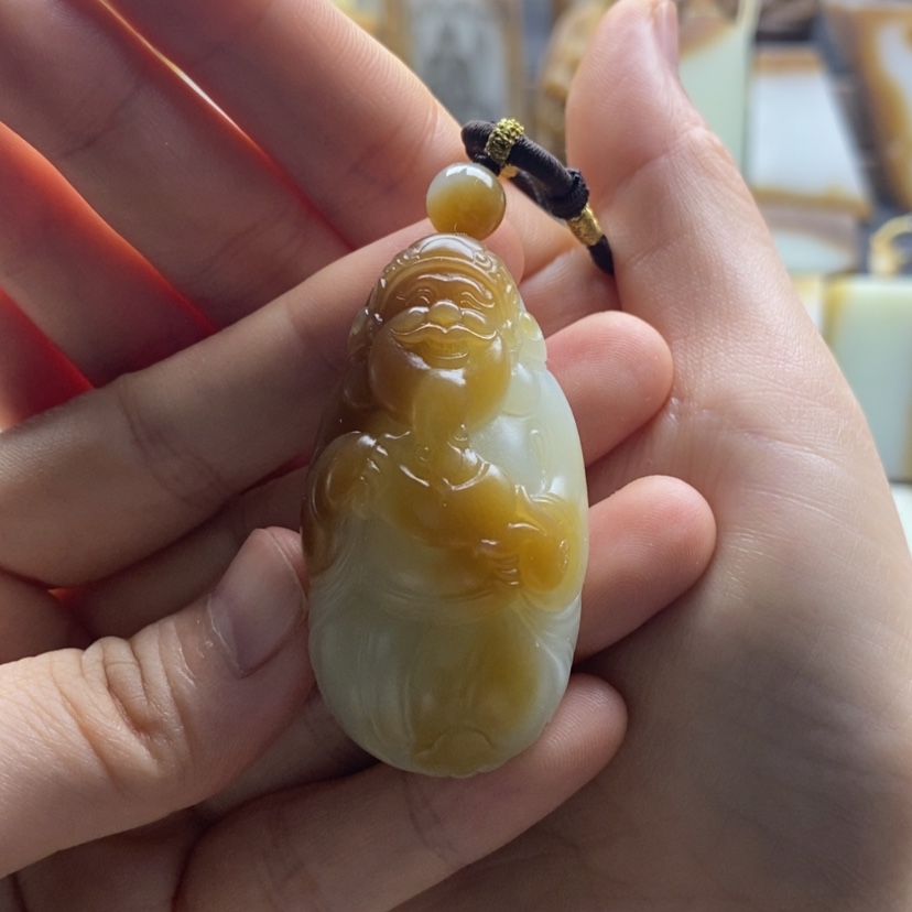 【闪购商品】颈饰未镶嵌和田玉（糖玉）