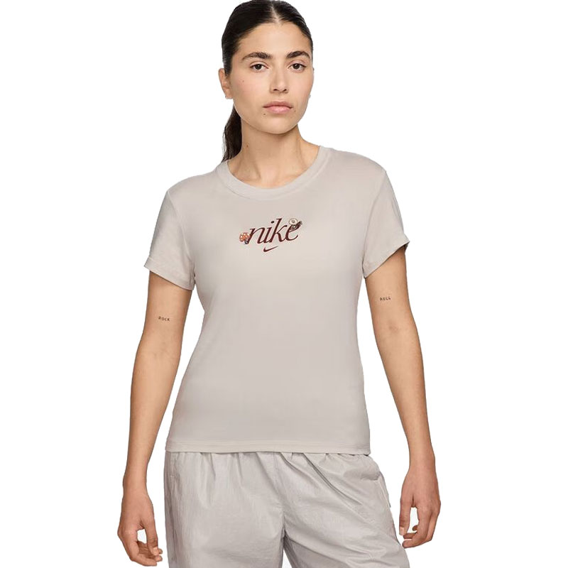 【夏日户外】nike耐克夏季女子运动休闲短袖T恤HF9723-104