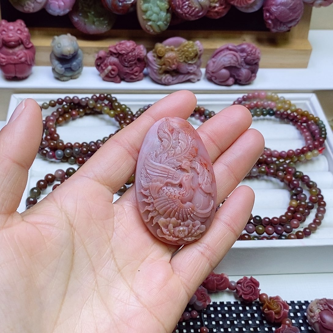 玛瑙/玉髓盐源玛瑙吊坠未镶嵌