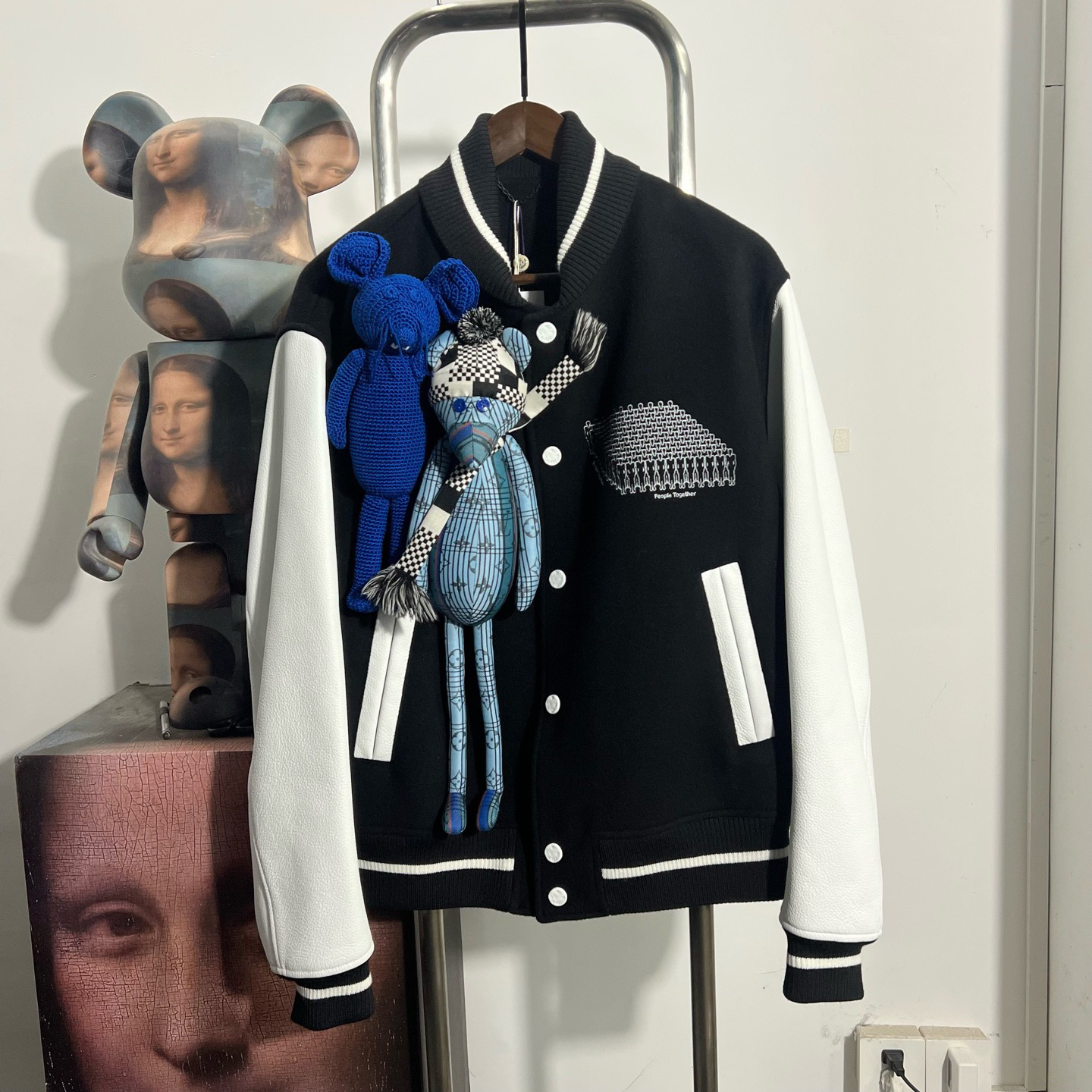 99新 LouisVuitton/路易威登 玩偶时钟棒球AA1506尺码50衣长66