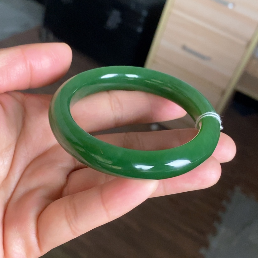 【闪购商品】未镶嵌手镯和田玉（碧玉）