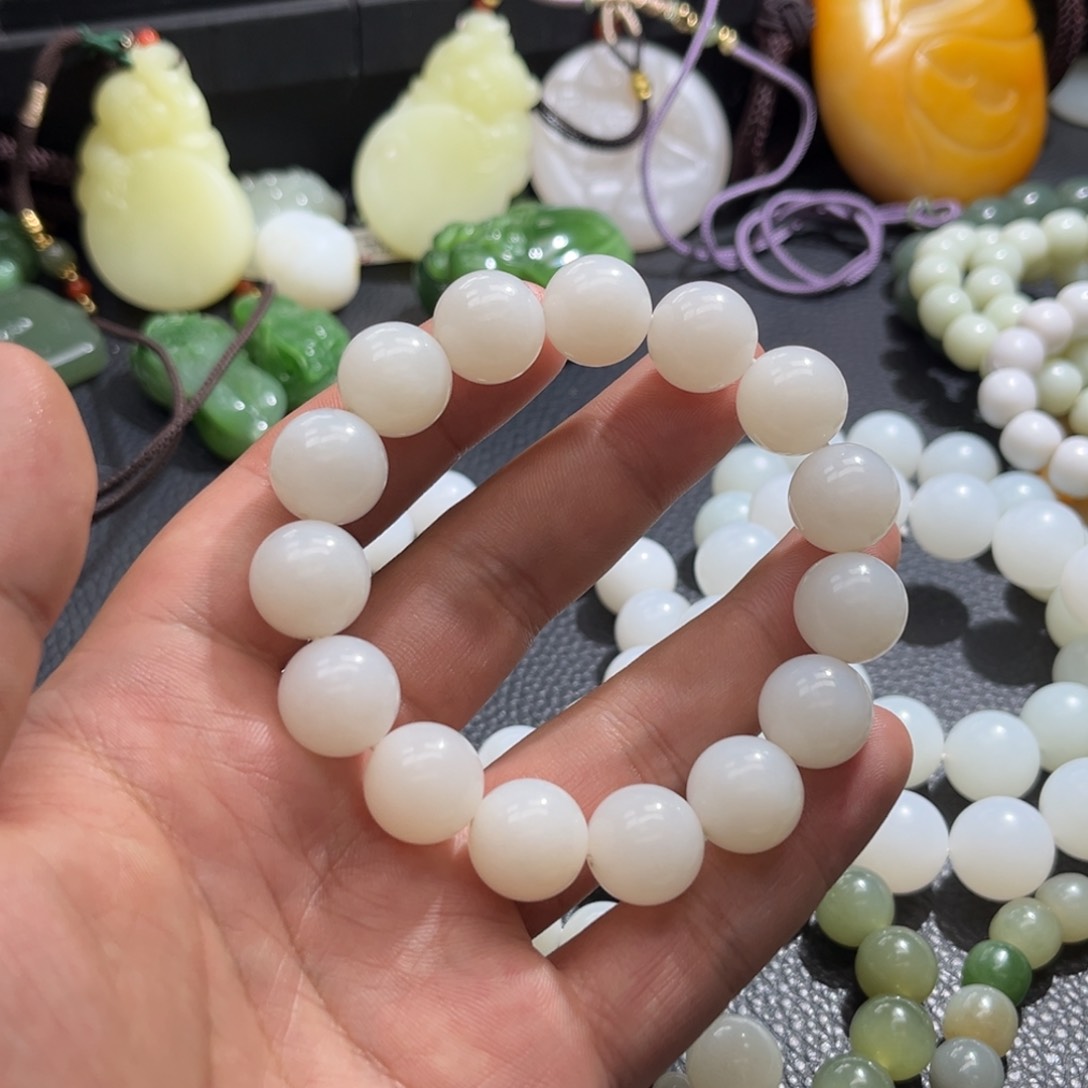 和田玉手链未镶嵌