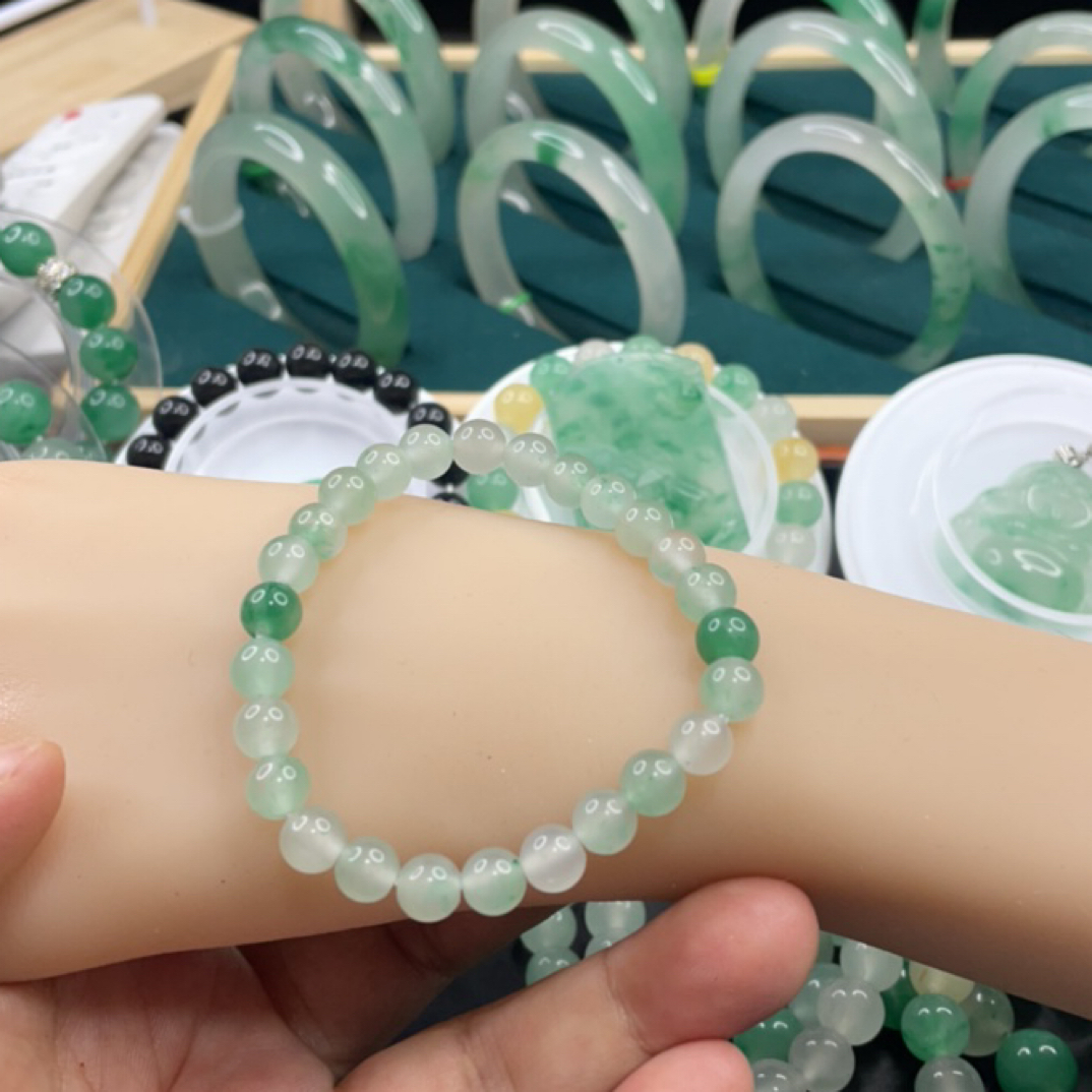 纯天然非洲翠高白冰手串