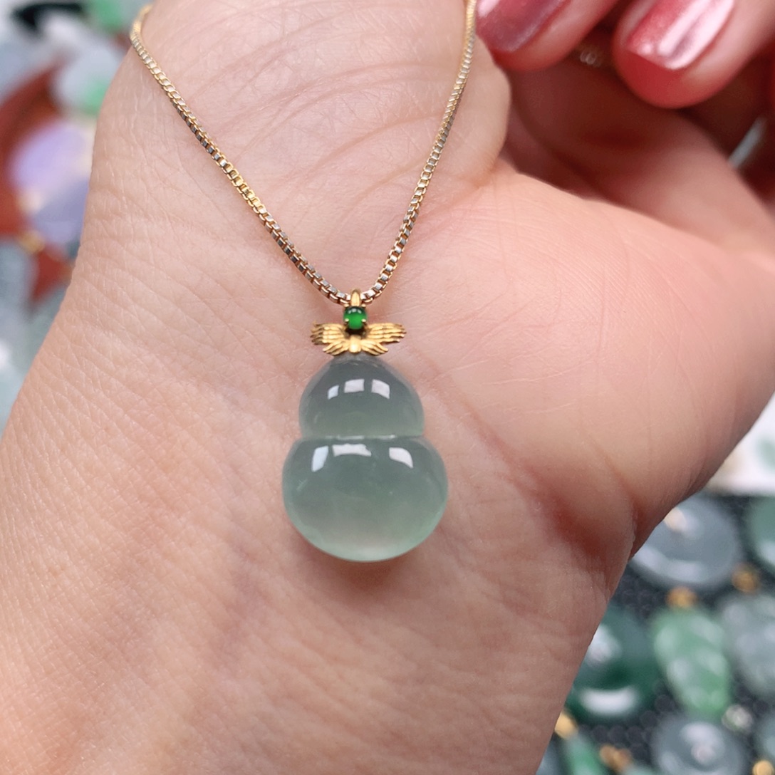 【闪购商品】翡翠吊坠(不含链)18K金镶嵌