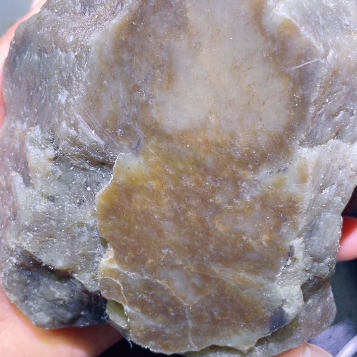 和田玉未镶嵌珠宝半成品