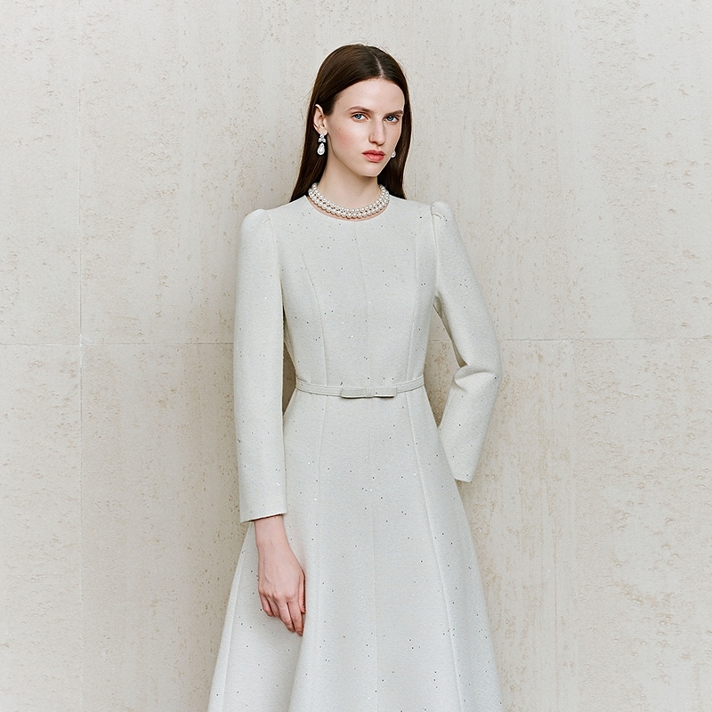 精致米白小香风连衣裙高腰精致百搭经典新款显瘦MOHA01WOP308W31