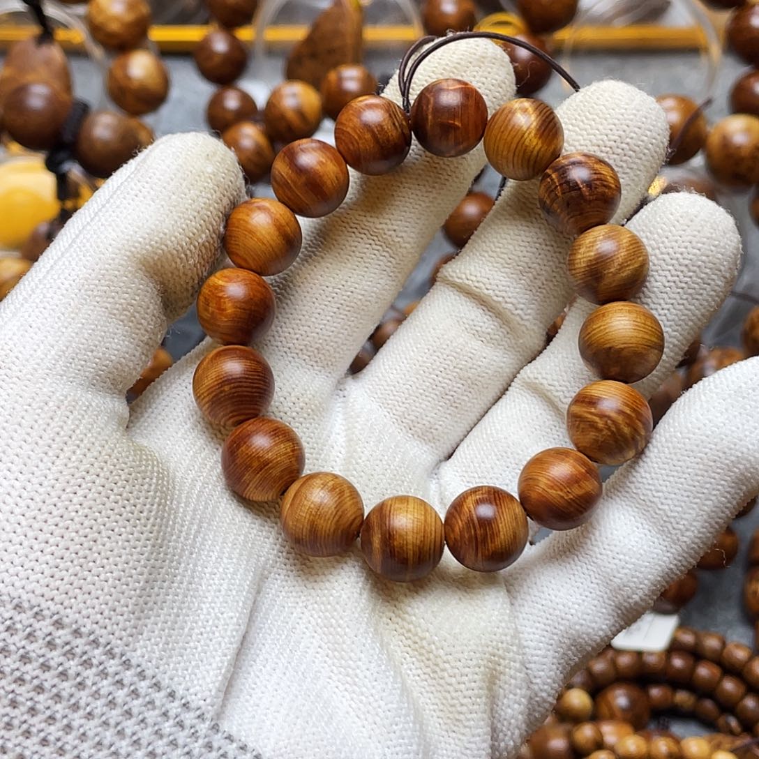 泽***泽手串/手链柏木太行崖柏1.2陈化黑金龙胆闪