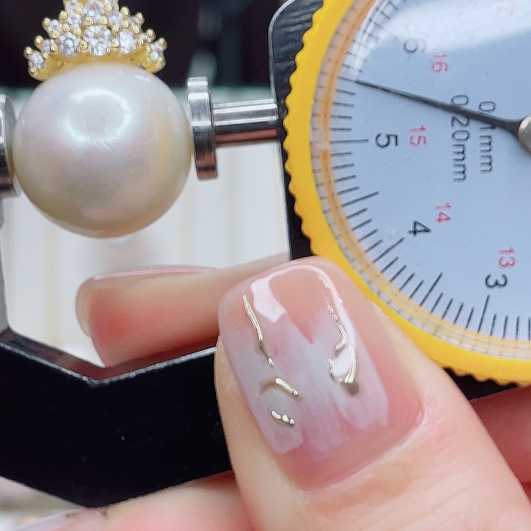 淡水珍珠吊坠(赠链)未镶嵌