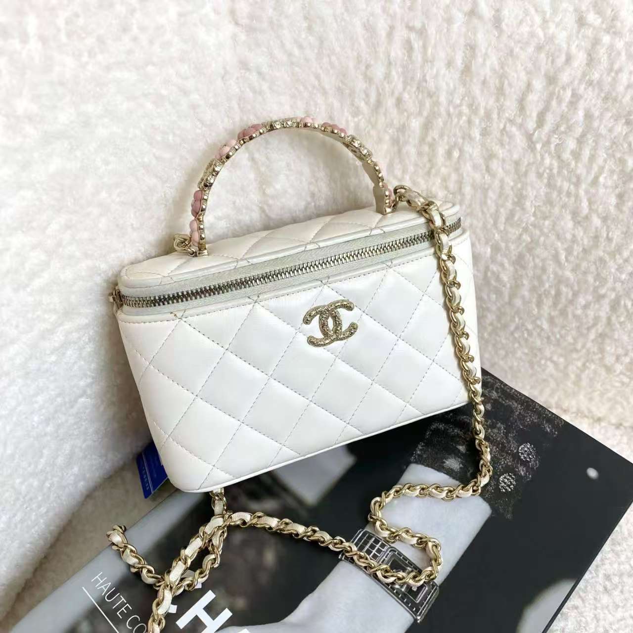 99新 Chanel/香奈儿 23K花朵手柄窄盒子/54712288/代卖服务/12期