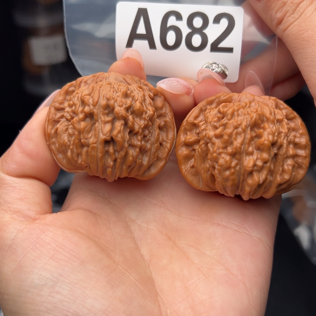 文玩核桃吊坠四座楼48全品