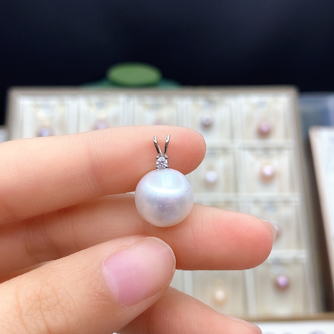 淡水珍珠颈饰合金