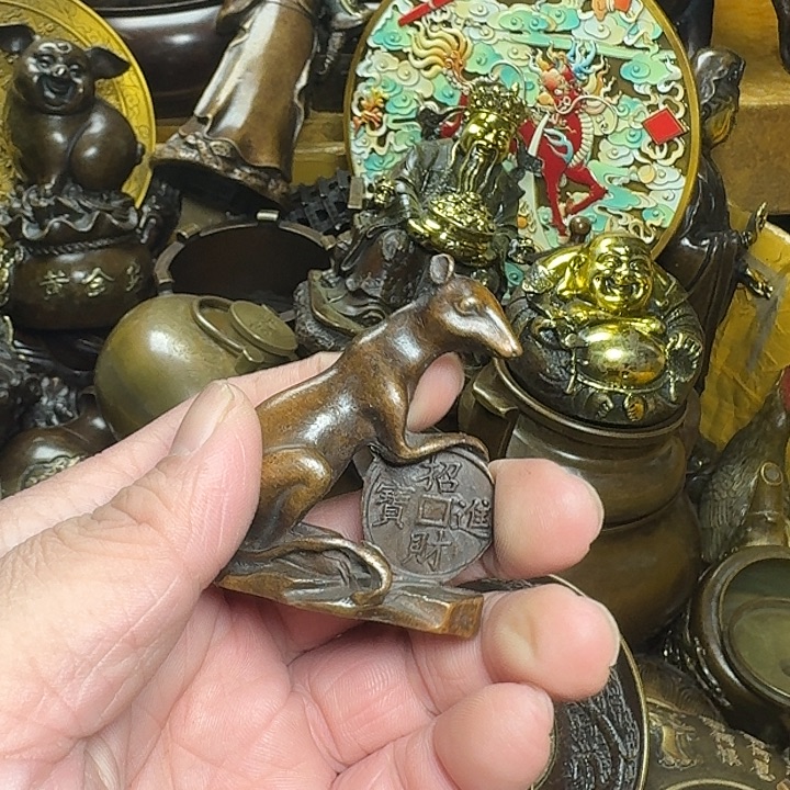 铜器摆件收收藏藏