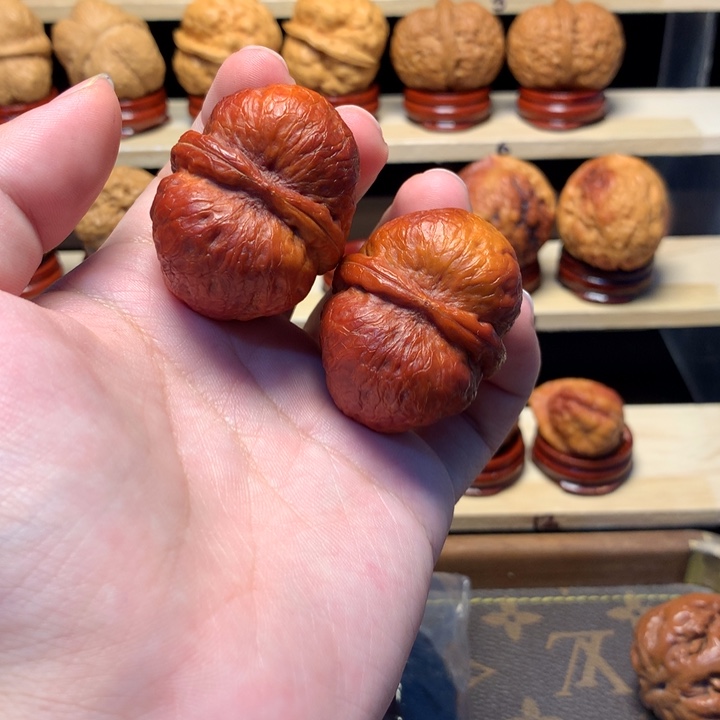 兰***王文玩核桃把件43炸二