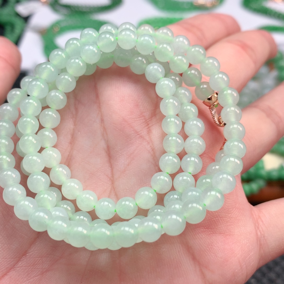 翡翠手链未镶嵌翡翠