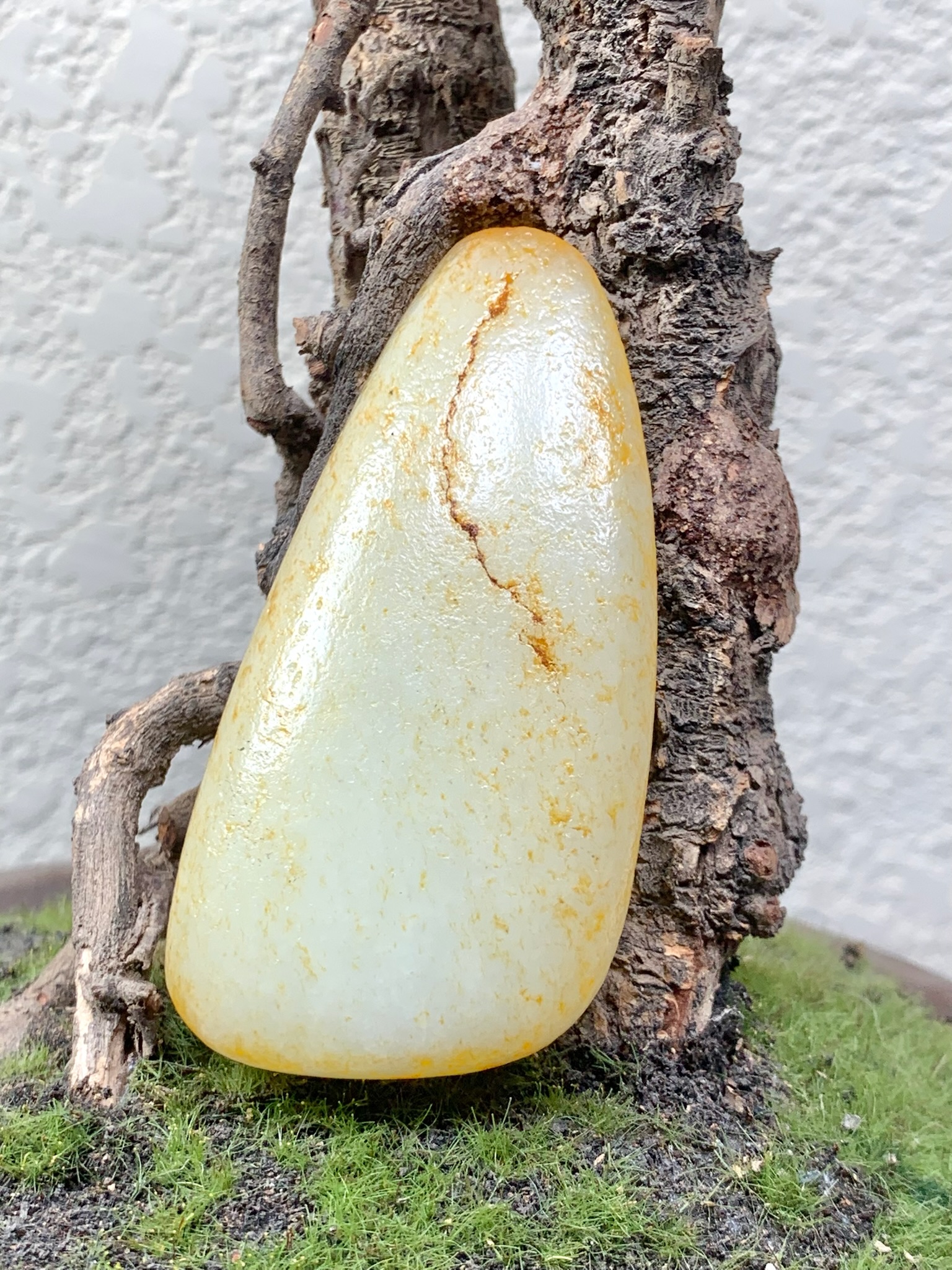 和田玉洒金皮手把件，92克，77*38*21，货号02137，8238016