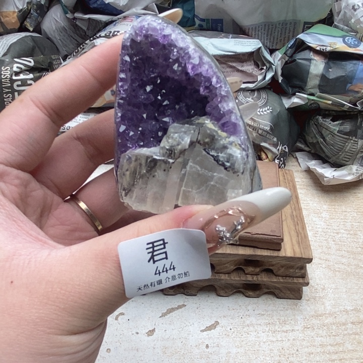 紫晶大型摆件（非配饰）未镶嵌