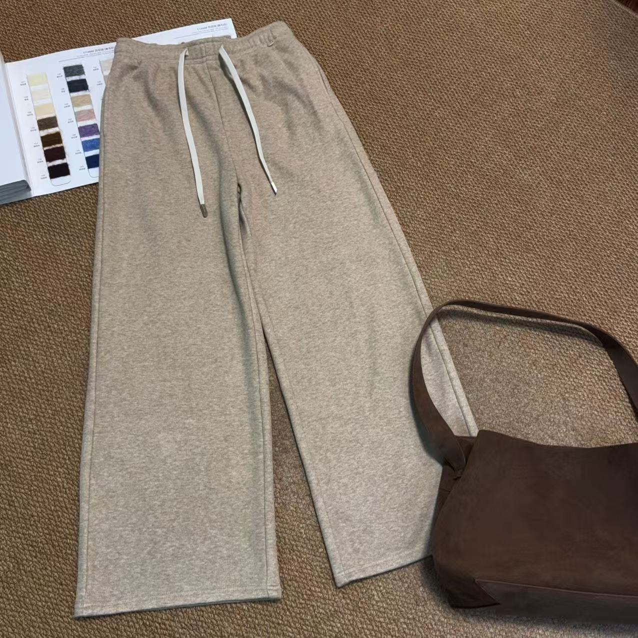 休闲简约百搭显瘦加绒糯米休闲裤