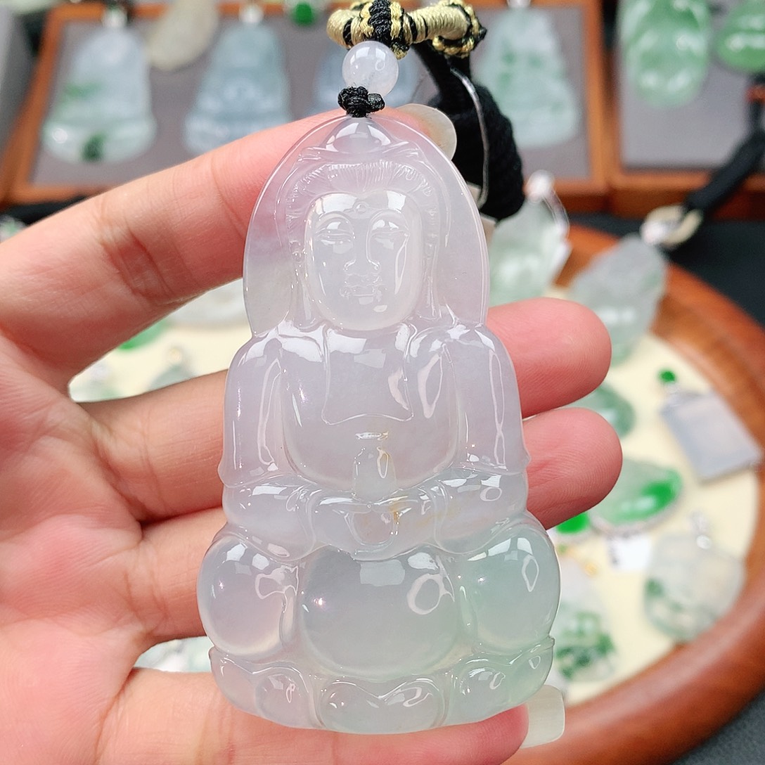 颈饰未镶嵌翡翠观音