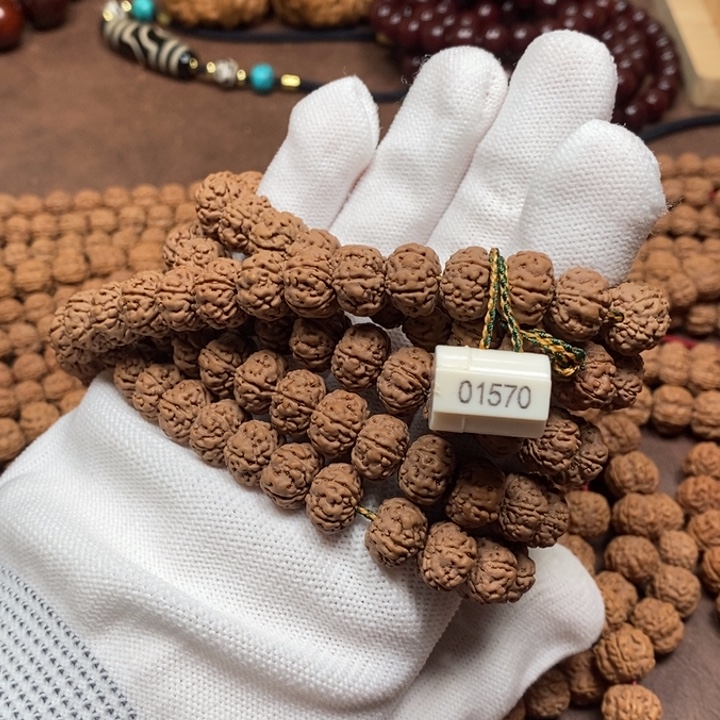 3***涂吊坠金刚菩提树王