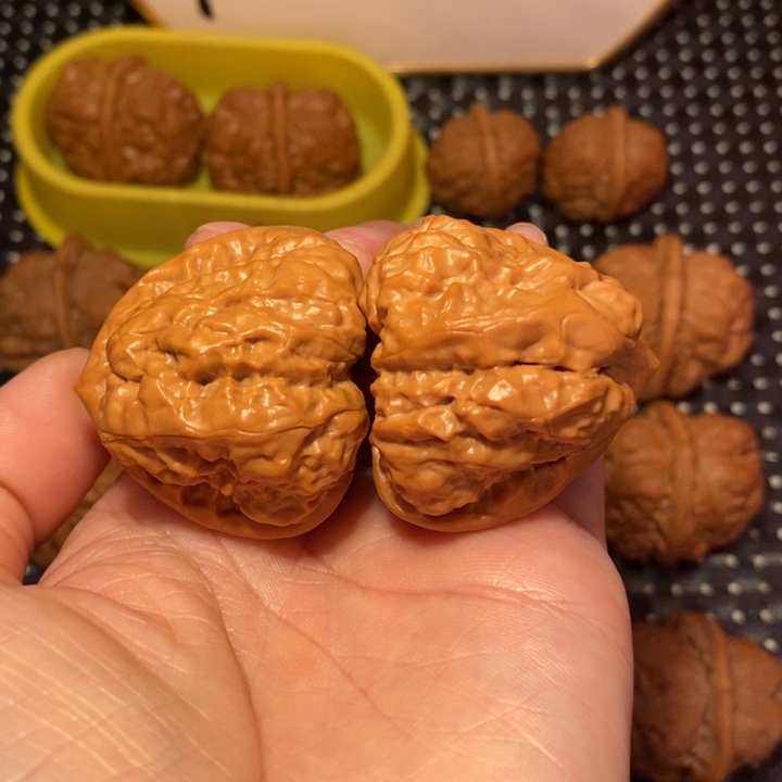 @***°把件文玩核桃开开八腿三角箭毒蛙