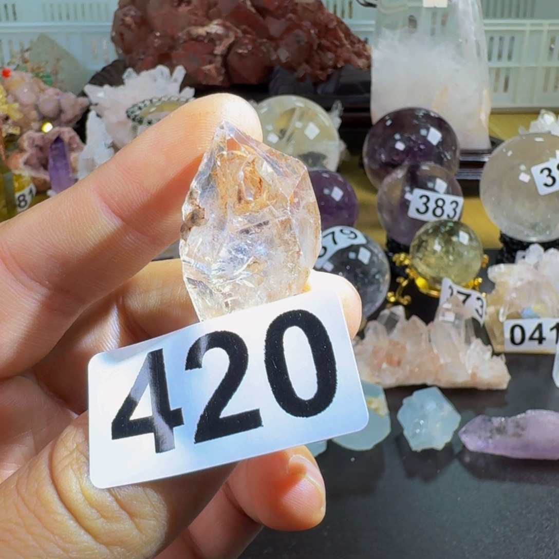 未镶嵌水晶珠宝半成品