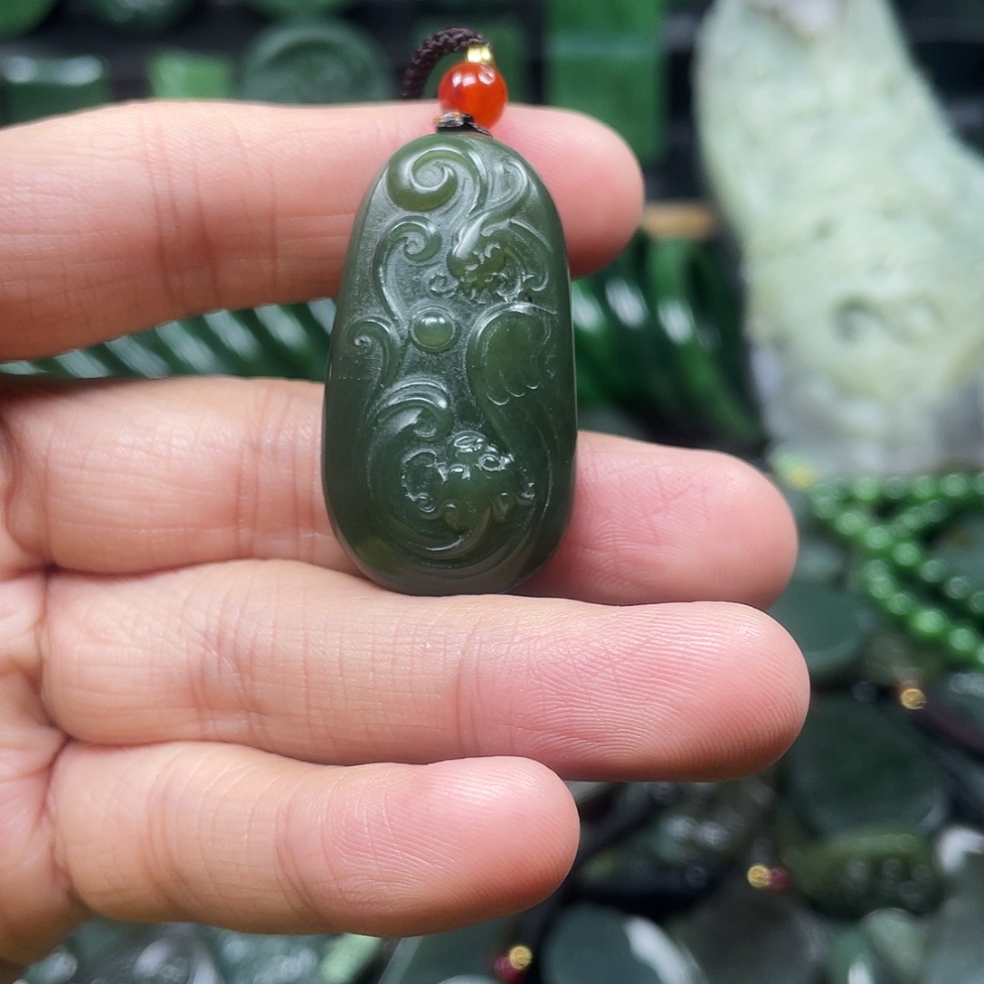 和田玉未镶嵌挂件